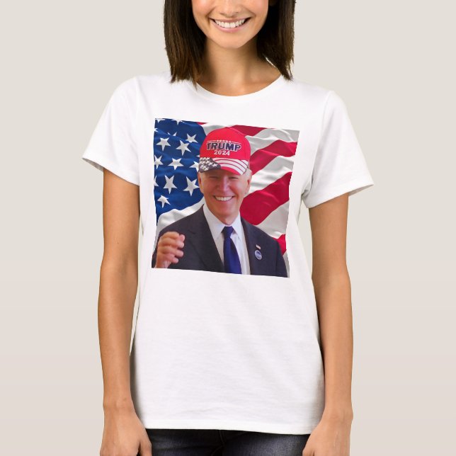 Camiseta Joe biden Vestindo Um Chapéu De Trump (Frente)