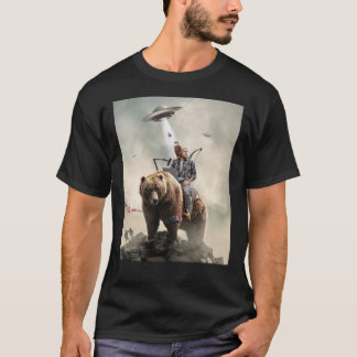 Camiseta Joe Rogan Andando Um Urso (+ Aliens) Essencial T-S