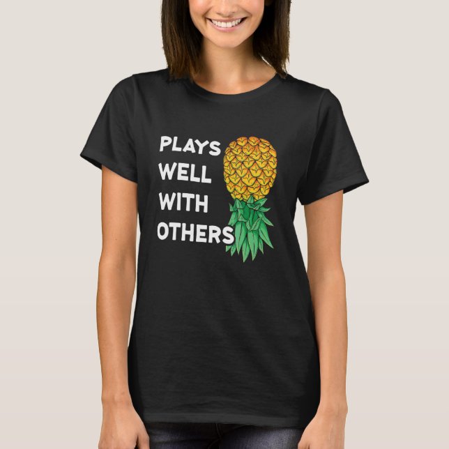Camiseta Joga Bem Com Outros Pol De Abacaxi (Frente)