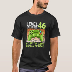 Camiseta Jogador de 46 anos forçado a trabalhar