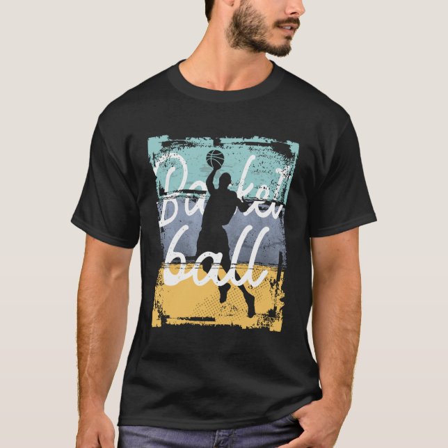 Camiseta Jogador de Basquete Vintage (Frente)