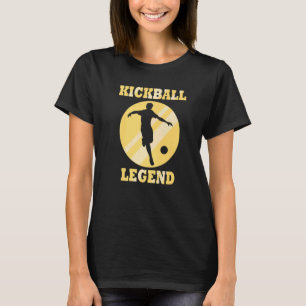 Camiseta Jogador de Kickball dizendo treinamento de Kickbal