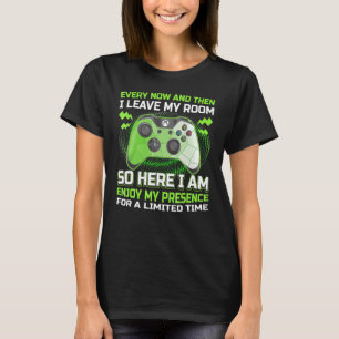 Camiseta Jogando De Vez Em Quando Deixo Meu Jogador De Quar