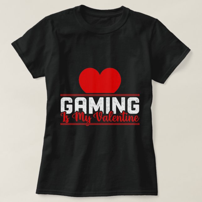 Camiseta Jogar é meu Namorados - Design Engraçado de Gamer  (Frente do Design)