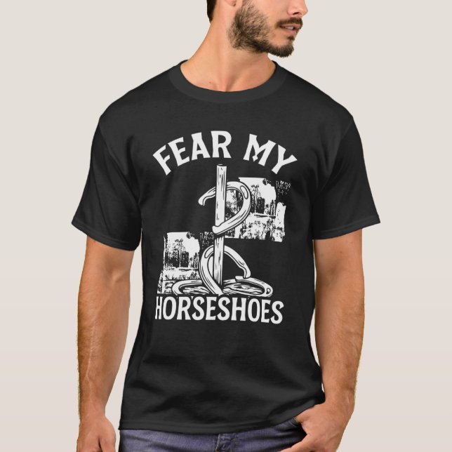 Camiseta Jogo de Ferradura Medo Meu Turnês de Ferradeiras (Frente)