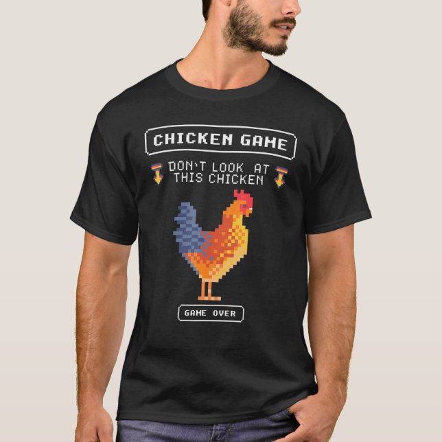 Camiseta Jogo De Frango Retro De 8 Bits Não Olha Para Este  (Frente)