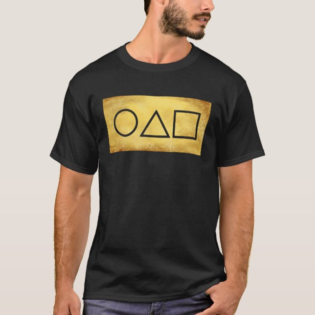 Camiseta Jogo de Placa Quadrada do Triângulo Círculo (Frente)