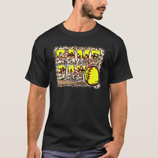 Camiseta Jogo de Softball com Leopardo Sangrado Vibes Softb (Frente)