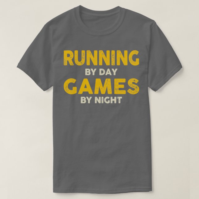 Camiseta Jogos Correntes Por Dia AMARELO À Noite (Frente do Design)