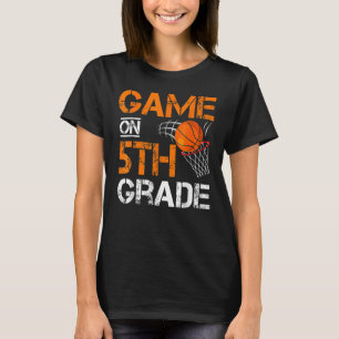 Camiseta Jogos No Quinto Ano De Basquete No Primeiro Dia Da