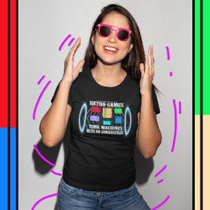 Camiseta Jogos Retro São Como Máquinas Do Tempo - Jogo De V