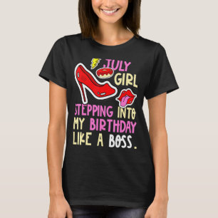 Camiseta Jovem de Julho Mês de Nascimento Cai No Aniversári
