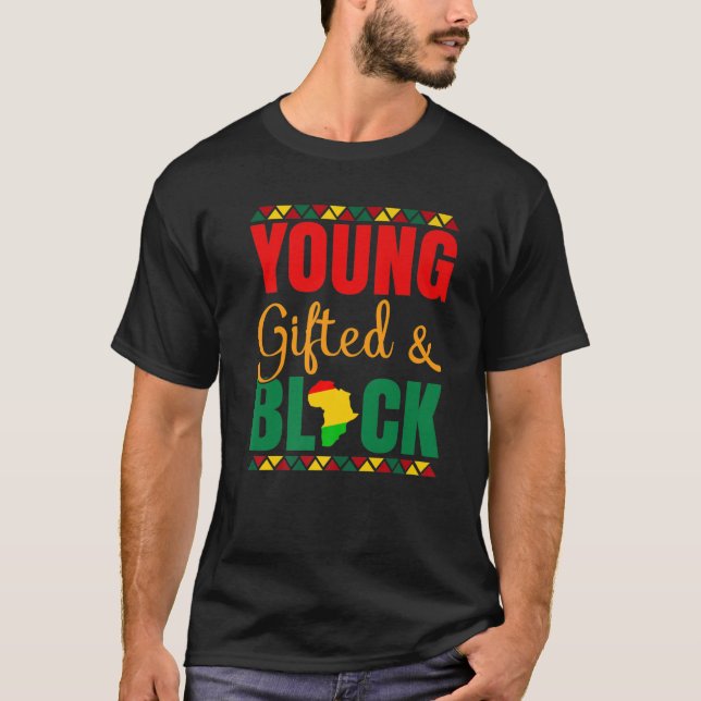 Camiseta Jovens Presentes E Pretos do Mês da História Negra (Frente)