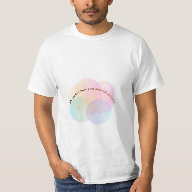 Camiseta Joyful Living Tee – Pastel Circle Print (Frente)