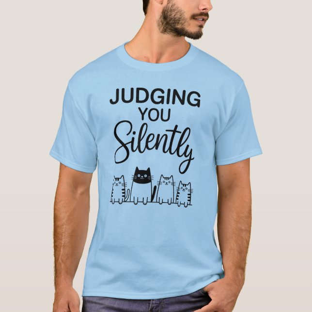 Camiseta JULGANDO VOCÊ Silenciosamente (Frente)