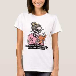 Camiseta Julgar homens pelos padrões dos meus namorados de