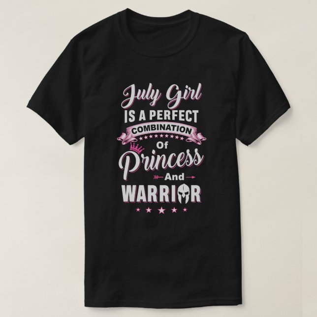 Camiseta Julian Girl é perfeita Princesa Guerreira Aniversá (Frente do Design)