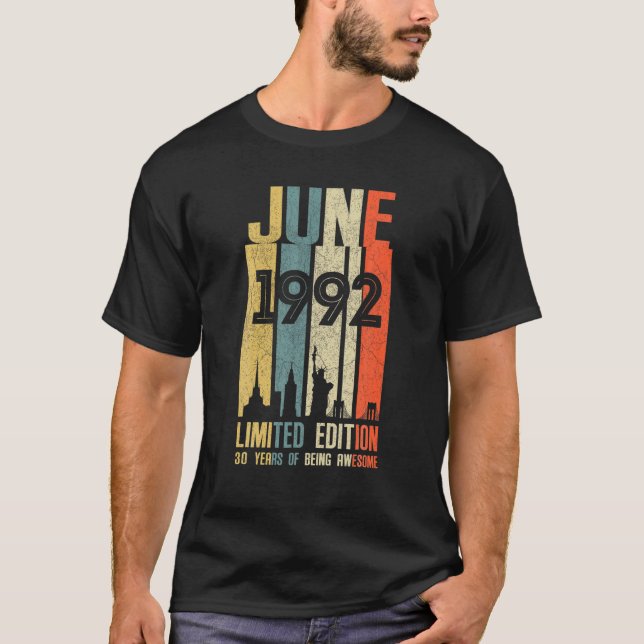 Camiseta Junho 1992 30 Aniversário 30 Anos 1992 Aniversário (Frente)
