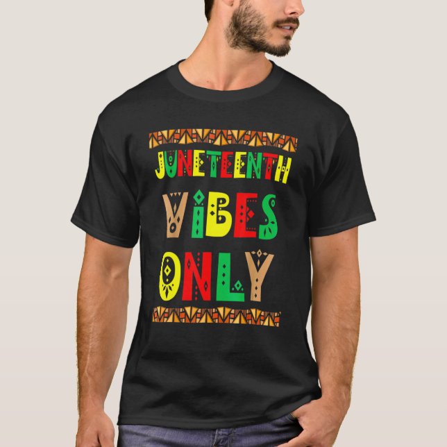 Camiseta Juntede June Vibs Melanin Black Girl Men Wome (Frente)