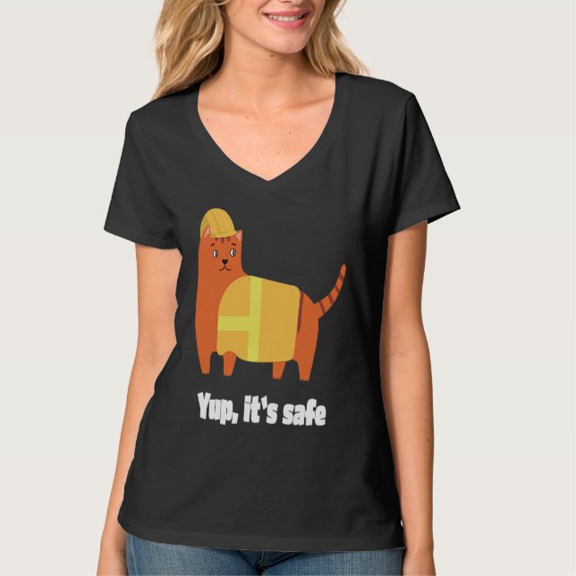 Camiseta Jup It's safe  Cat in High Visibility Vest and Hel (Frente)