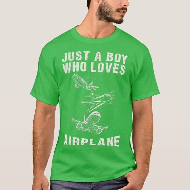 Camiseta Just a boy who loves airplane (Frente)