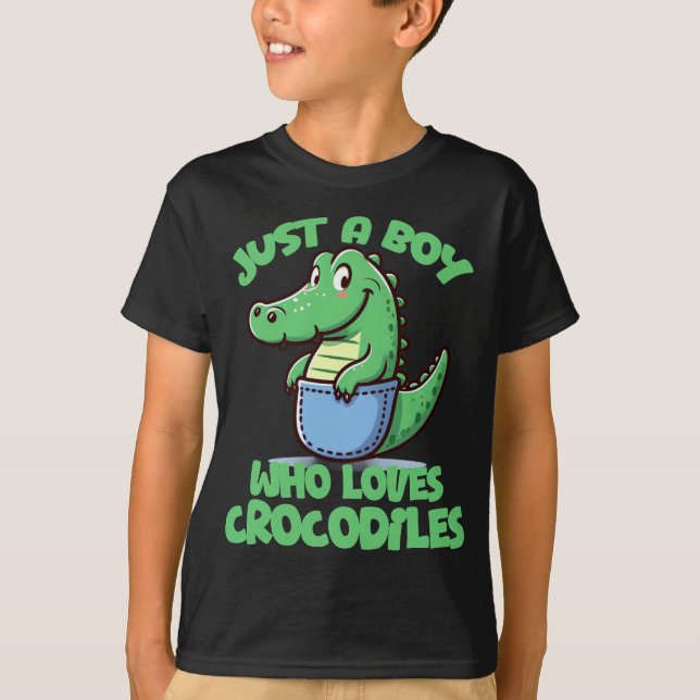 Camiseta Just A Boy Who Loves Crocodiles (Frente)