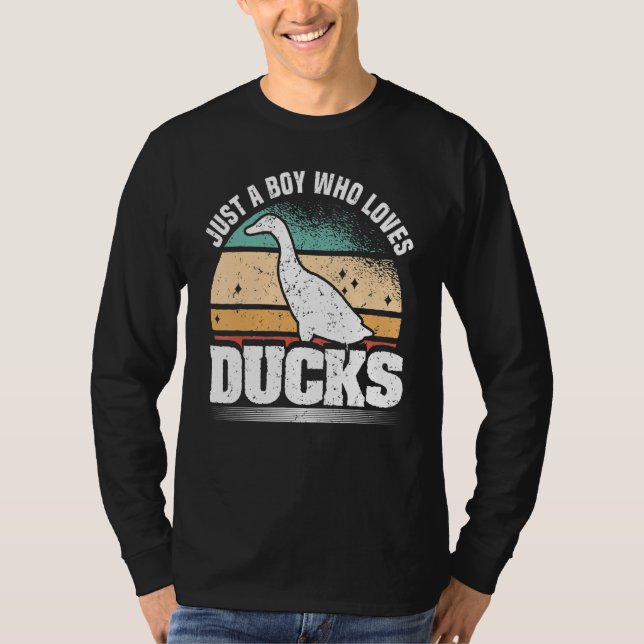 Camiseta Just A Boy Who Loves Ducks  Duck   (Frente)