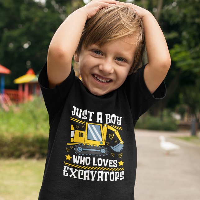 Camiseta Just a Boy Who Loves Excavators –Kids Construction (Criador carregado)