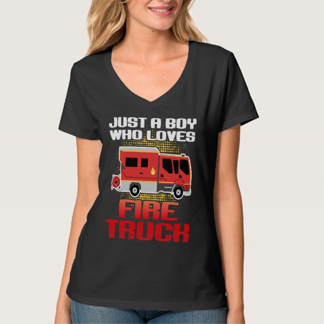Camiseta Just A Boy Who Loves Fire Trucks Fireman Toddlers (Frente)