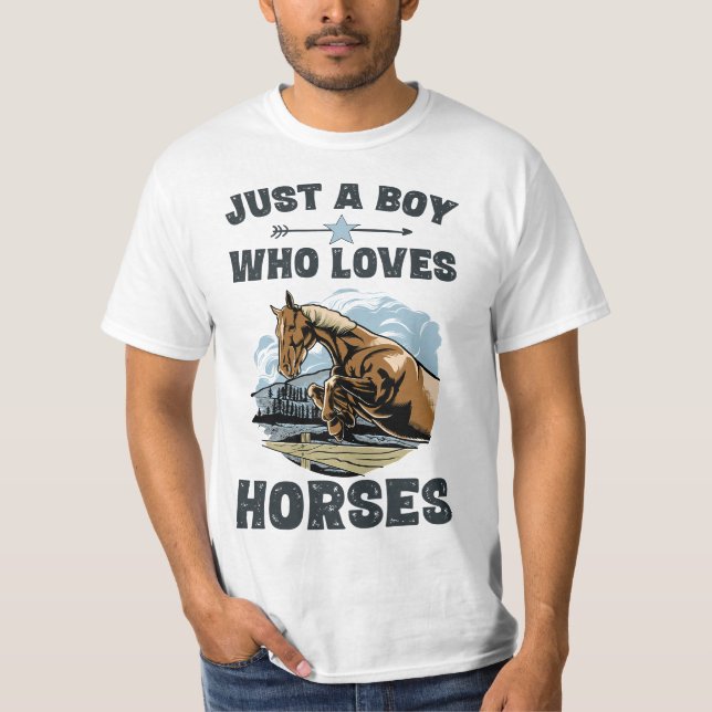 Camiseta Just A Boy Who Loves Horses Horse Equestrian Gift  (Frente)