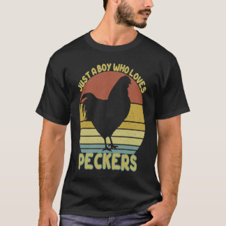 Camiseta Just A Boy Who Loves Peckers Farmer Chicken Lovers