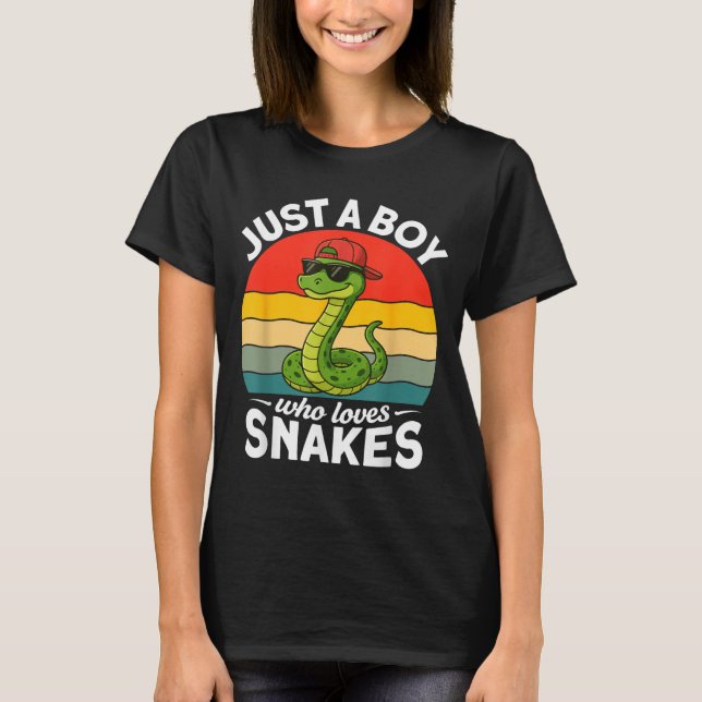 Camiseta Just A Boy Who Loves Snakes Funny Snake Reptile Ki (Frente)