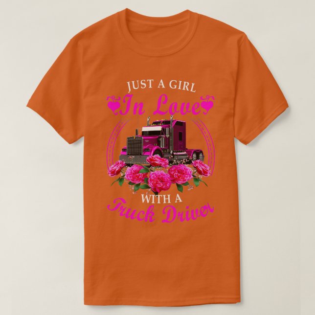 Camiseta Just A Girl In Love With A Truck Driver Trucker Gi (Frente do Design)