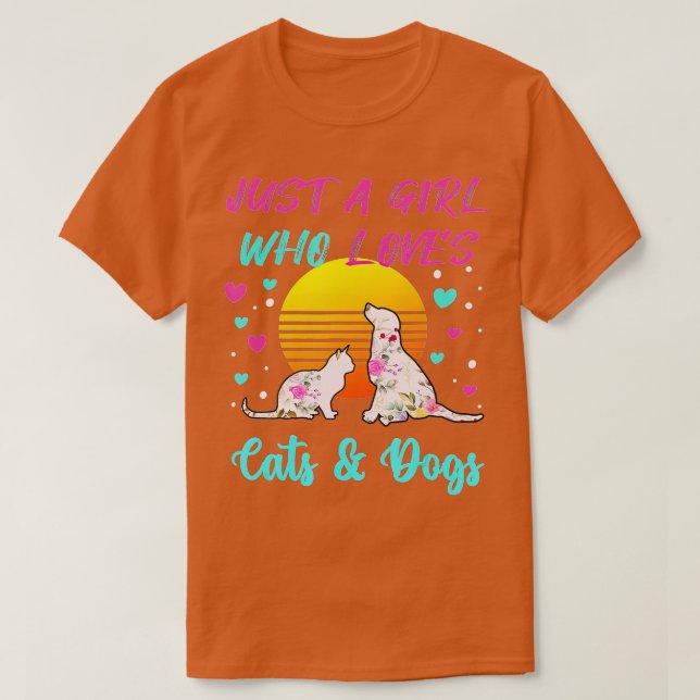 Camiseta Just a Girl who Loves Cats and Dogs t Gift for wom (Frente do Design)
