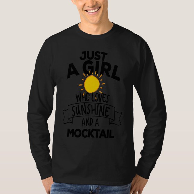 Camiseta Just A Girl Who Loves Sunshine And A Mocktail Non  (Frente)