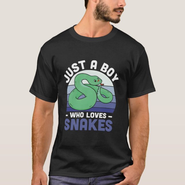 Camiseta Just A Who Loves Snakes Reptile Serpent (Frente)
