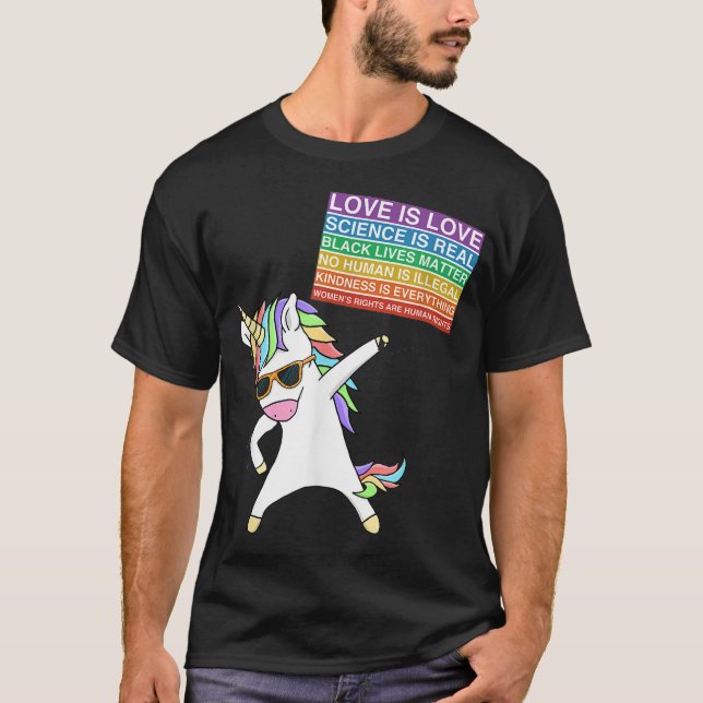 Camiseta Justiça Social Unicórica Protesto Mulheres Igualda (Frente)