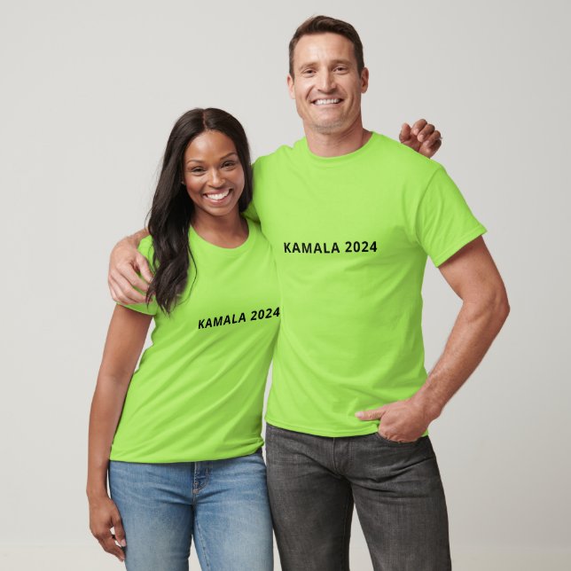 Camiseta kamala 2024 texto simples e personalizado verde (Unissex)