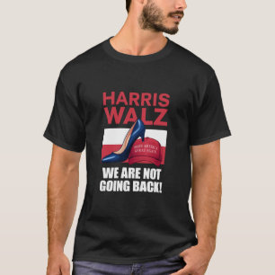 Camiseta Kamala Harris Heels pisando no Red MAGA Hat