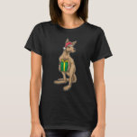 Camiseta Kangaroo Christmas Santa hat<br><div class="desc">Este design é o presente perfeito para um aniversário, Natal e outras celebrações. É adequado para mulheres, homens e crianças.</div>