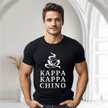Camiseta Kappa Kappa Chino Estilo de Vida Grego Funny<br><div class="desc">Mostre seu espírito campus em nossa camiseta grega do estilo de vida "Kappa Kappa Chino"! Apresentando um gráfico de café a vapor lúgubre e uma carta colegial branca ousada em uma camisa preta, esta design é perfeita para amantes de café nas fraternidades, ou para qualquer pessoa que ame café ou...</div>