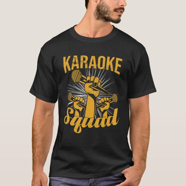 Camiseta Karaoke Squad Singer Cantando Karaoke (Frente)