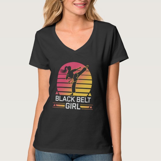 Camiseta Karate Black Belt Girl Martial Arts Sunset Trainin (Frente)