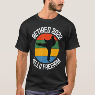 Camiseta Karate Clássico Aposentado 2022 Olá Liberdade Kara