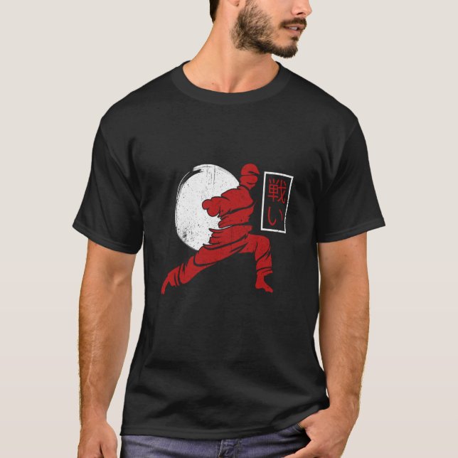 Camiseta Karate Fighter Pose Karate Kick (Frente)
