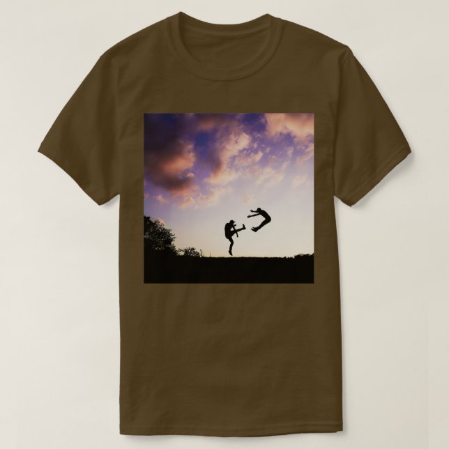 Camiseta Karate kick by the dusk 1 (Frente do Design)