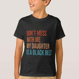 Camiseta Karate Mamãe Minha Filha É Uma Arte Marcial Negra