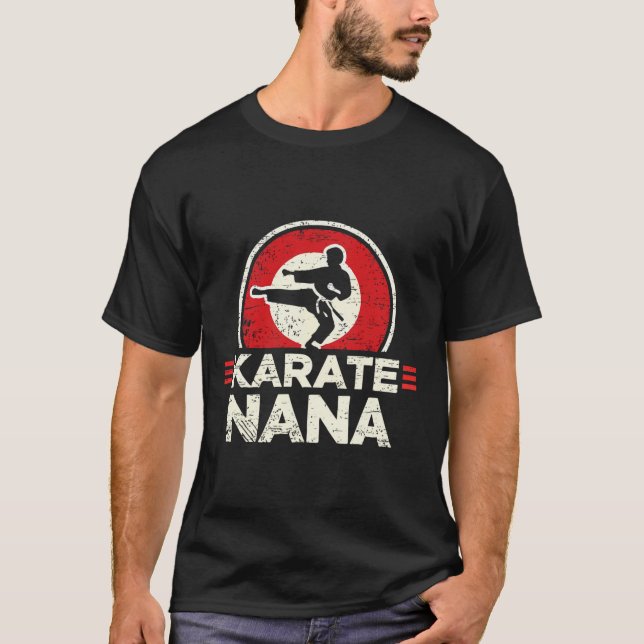 Camiseta Karate Nana Retro Kick Silhouette (Frente)