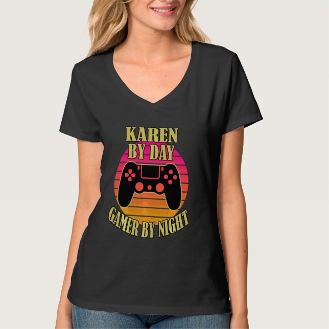 Camiseta Karen By Day Gamer By Night Video Game Controller (Frente)