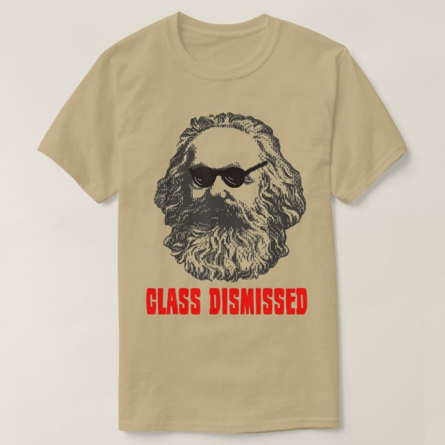 Camiseta Karl Marx Classe Despediu Comunismo Com (Frente do Design)